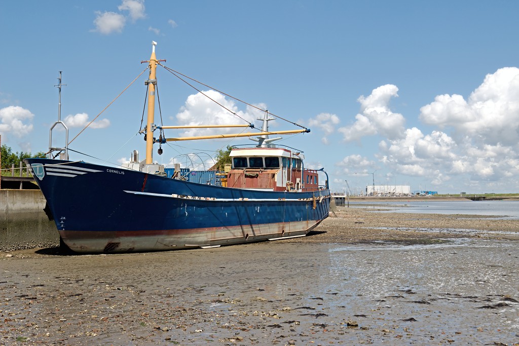 visserij industrie hdr stellendam yerseke kotter viskotter trawler visnet visnetten vloot vis vissen zierikzee
